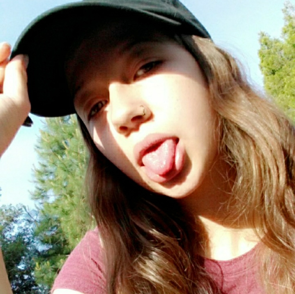 Meet your Posher, Zoee